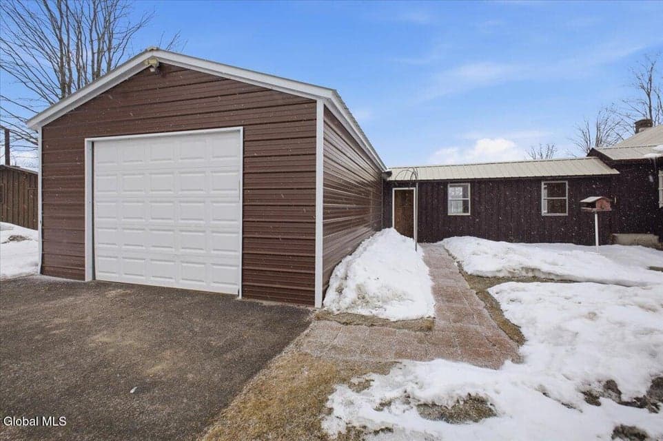 17 Green Barn Road, photo 3