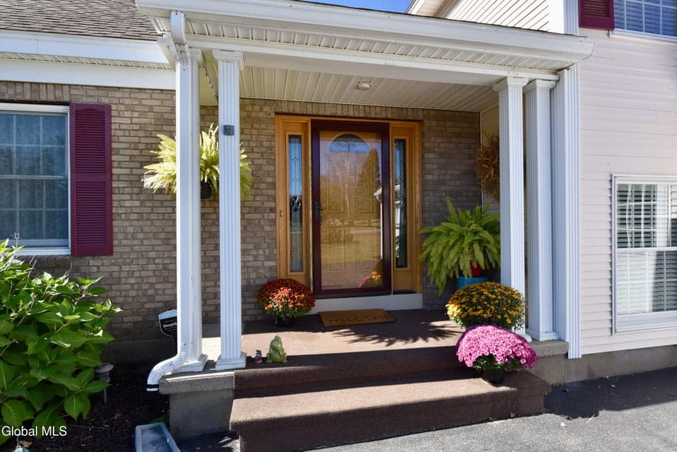141 Eccles Drive, Perth, NY, photo 2