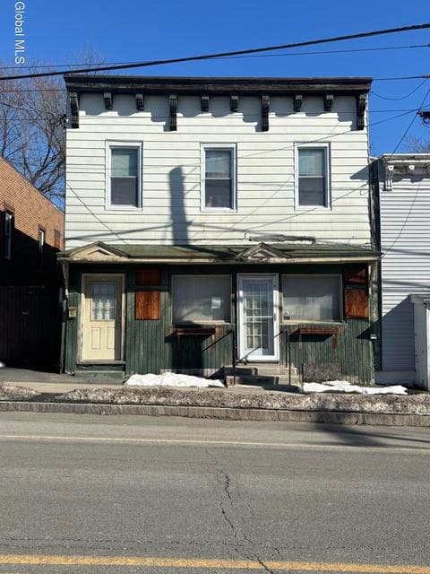 250 East Street, photo 1