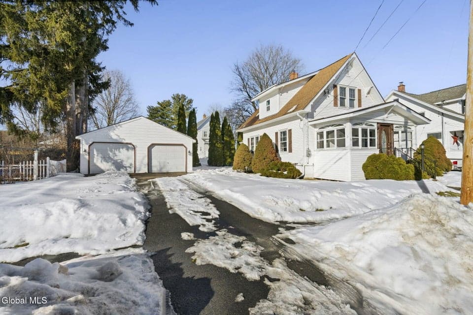 10 Crescent Avenue, photo 2