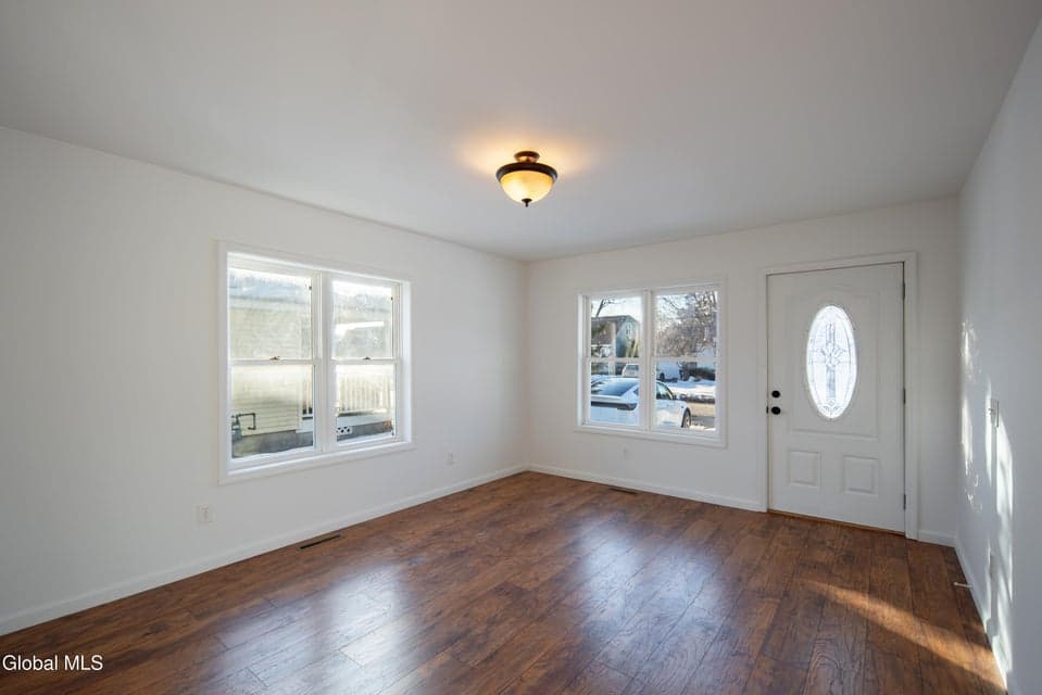 37 Marion Boulevard, photo 3