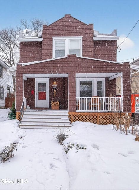 289 W Lawrence Street, photo 1