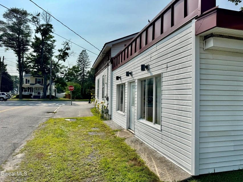 260 Broadway, photo 5