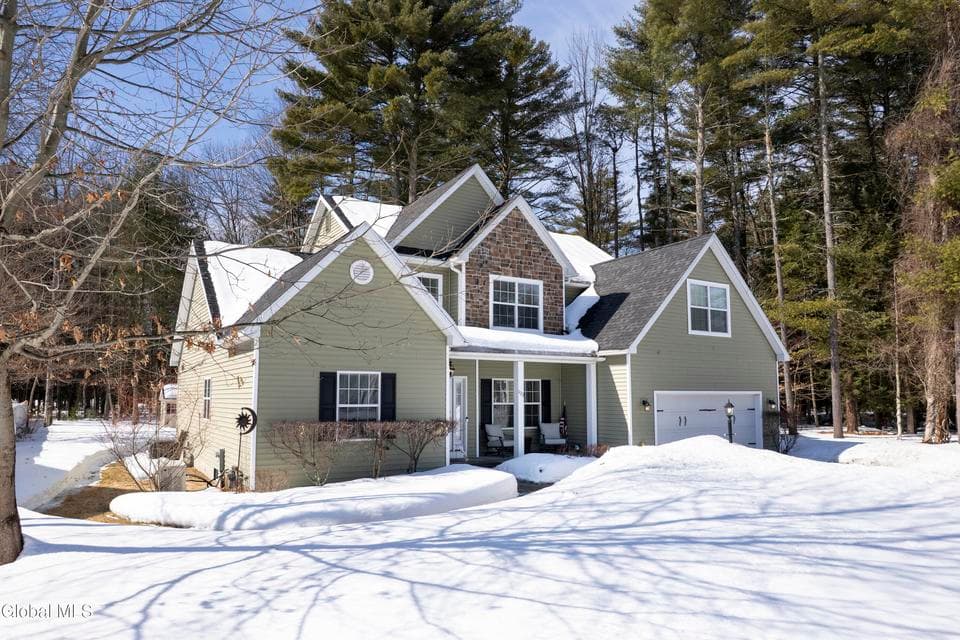 123 Richmond Hill Drive, photo 1
