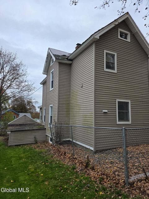 34 Pleasant Street, photo 5