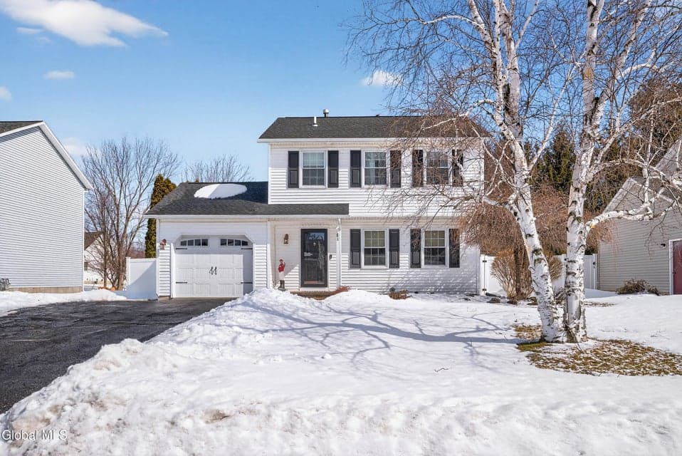8 Corina Court, Watervliet, NY 12189, photo 1