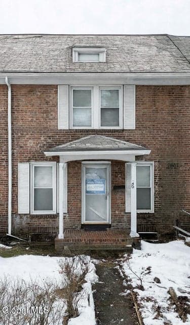 107 Fullerton Avenue, photo 1