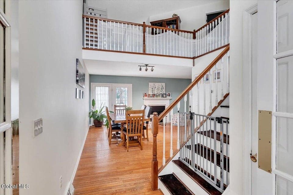 1003 Sterling Ridge Drive, photo 5