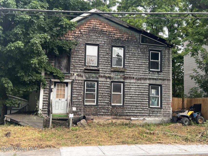 20 Voorhees Street, photo 1