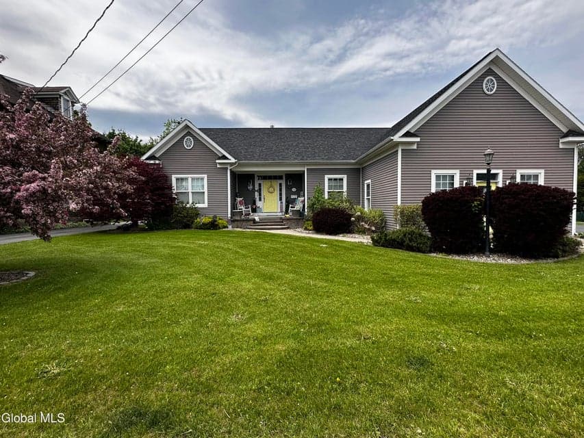 133 Prospect Avenue, photo 1