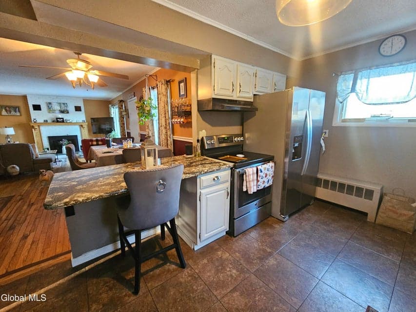 200 Meadowbrook Road, photo 3