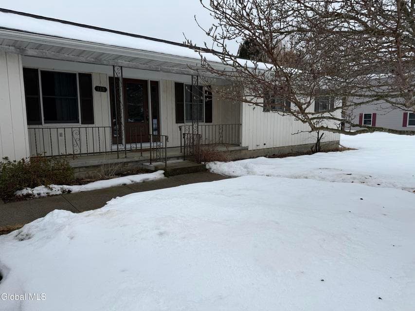 115 Hollywood Road, Amsterdam, NY, photo 2