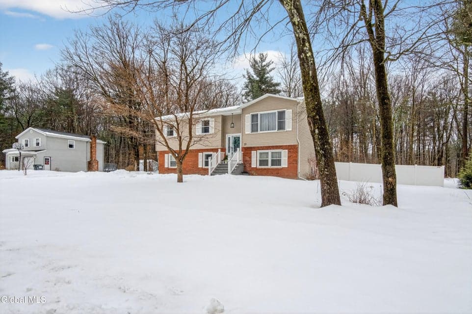 19 Barkwood Lane, photo 2