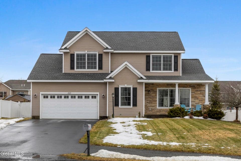 245 N Alandale Avenue, Niskayuna, NY 12304, photo 1