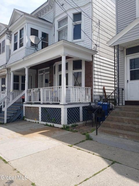 211 N Allen Street, photo 2