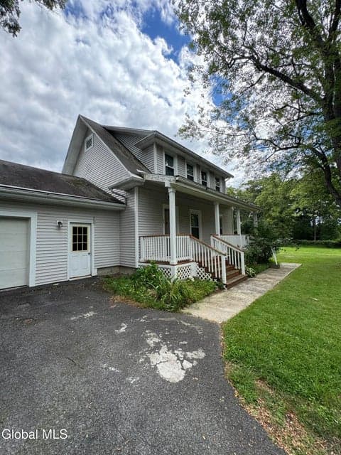 44 Apple Meadow Road, photo 2