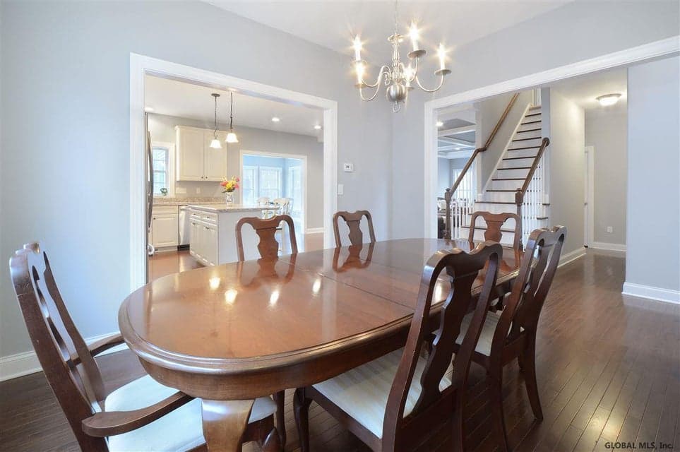79 Lakepointe Way, photo 3