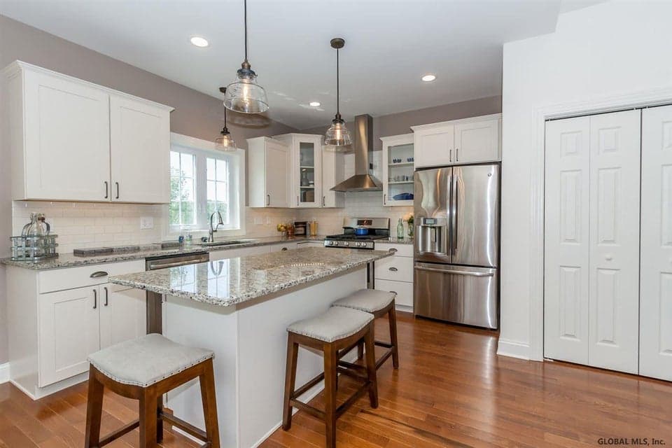 67 Lakepointe Way, photo 2