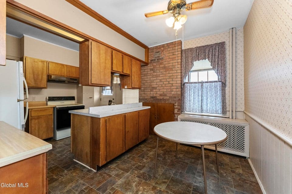 324 2nd Avenue, Watervliet, NY, photo 5