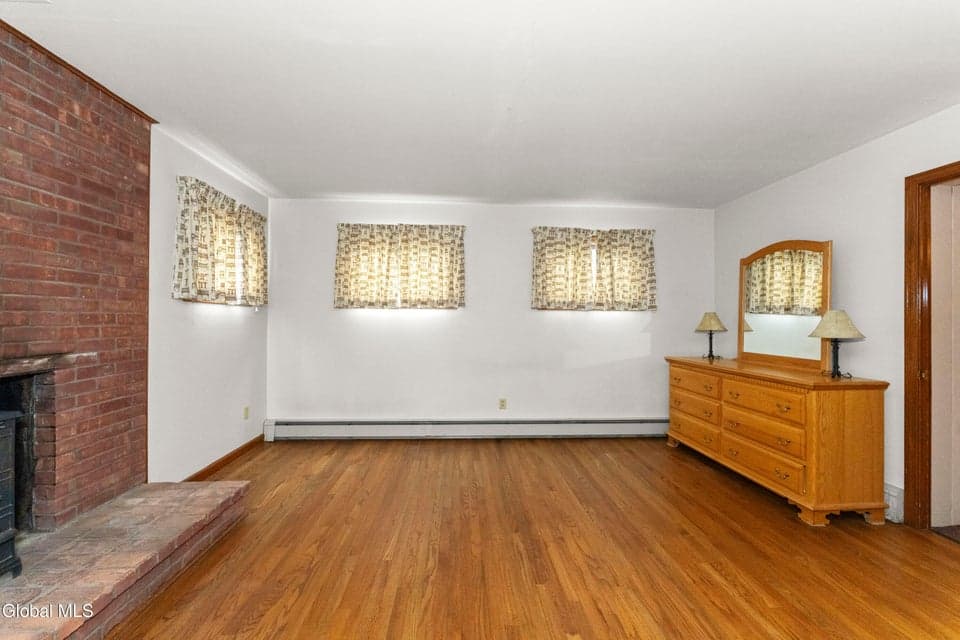 324 2nd Avenue, Watervliet, NY, photo 4