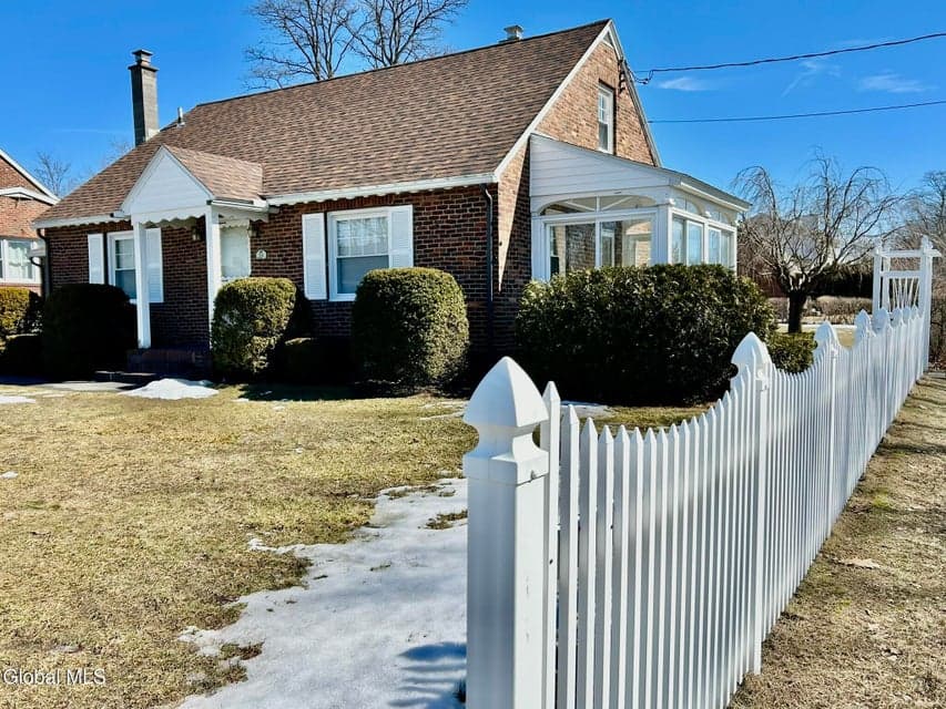 3142 Turnbull Street, photo 3