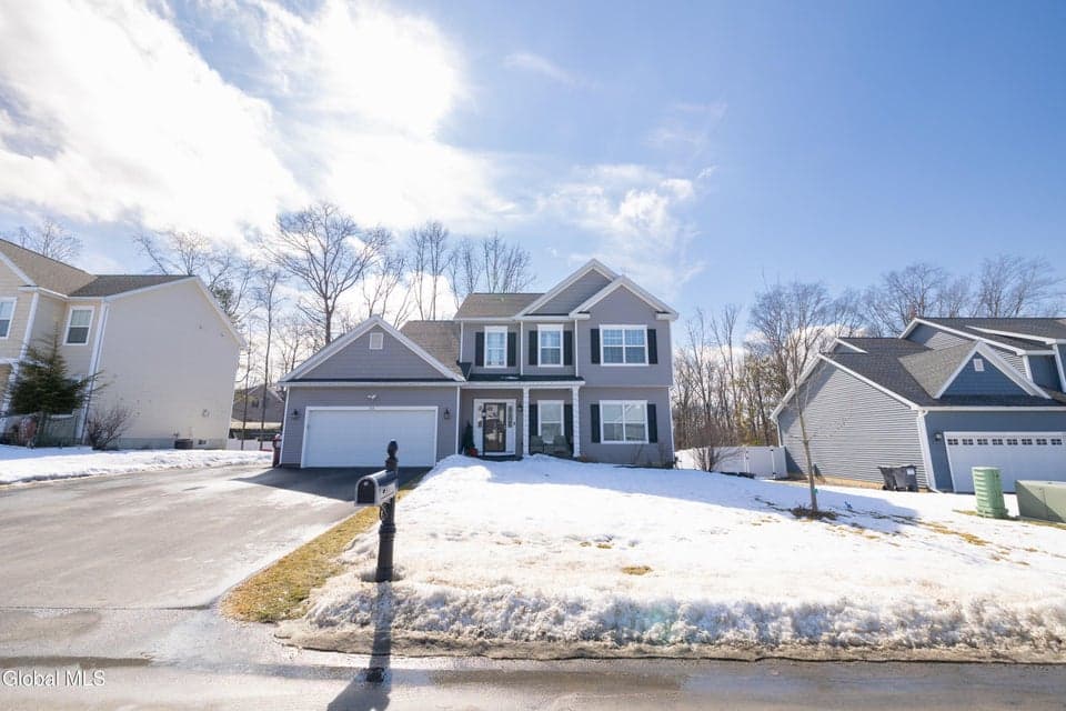 213 Park Ridge Drive, photo 3