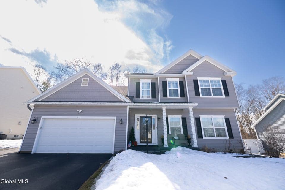 213 Park Ridge Drive, photo 1