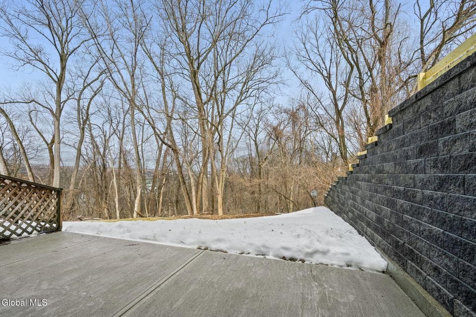 32 Maxwell Drive, Troy, NY, photo 2