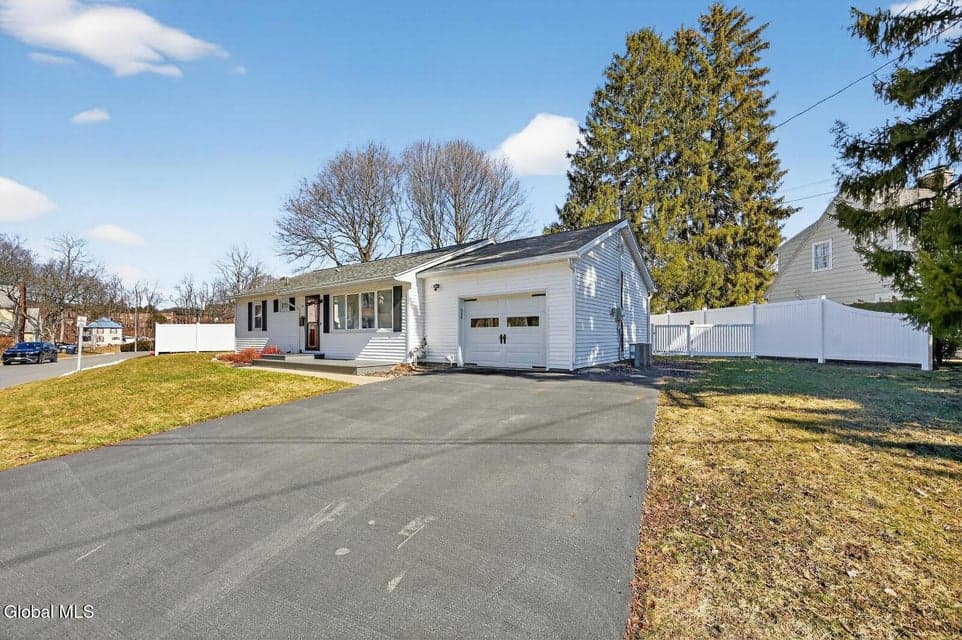 13 S Belmont Circle, Oneonta, NY, photo 5