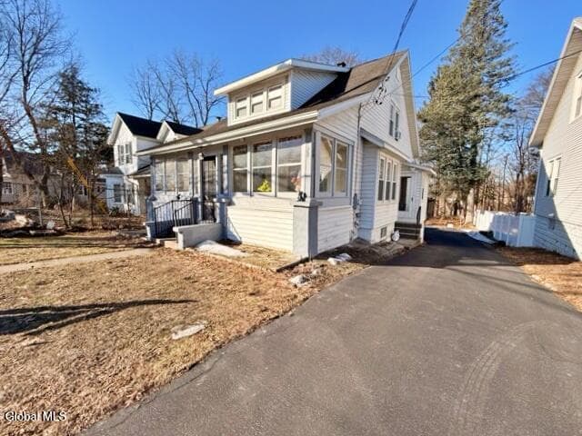 128 Old Loudon Road, photo 3