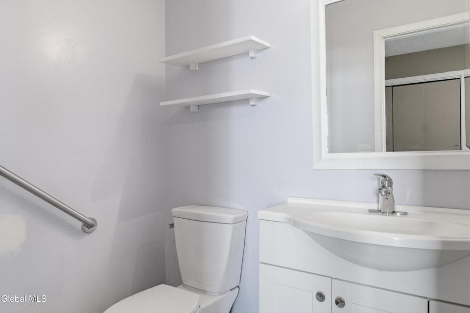 35 Heyden Road, Troy, NY 12180, photo 4