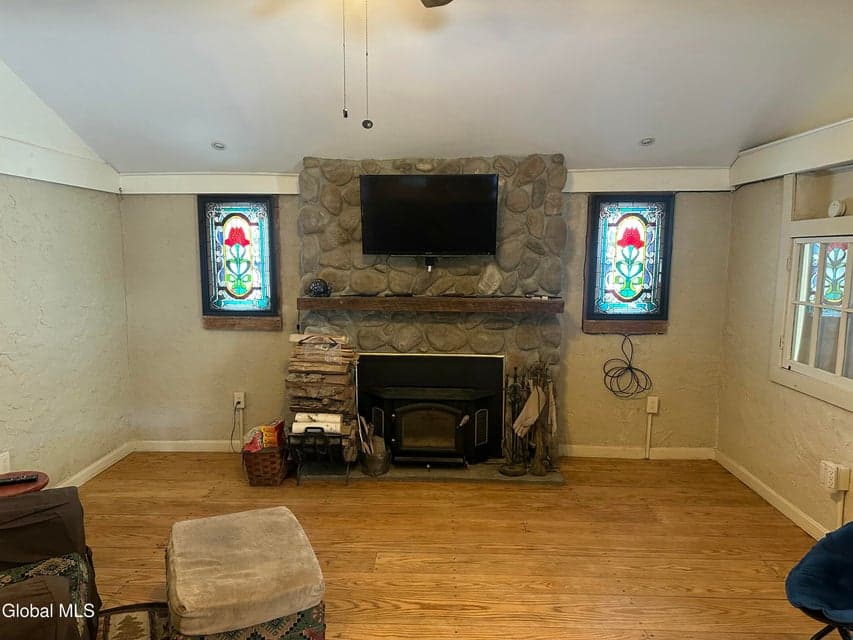 531 Sullivan Way, photo 5