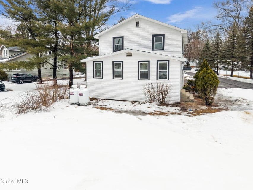 150 Schoolhouse Road, Guilderland, NY, photo 3