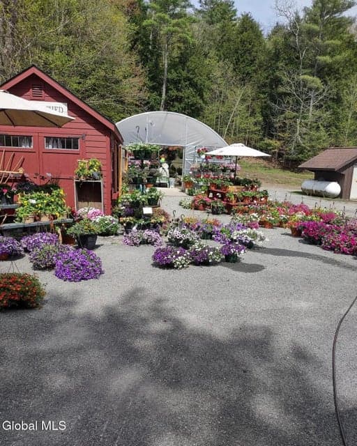 3986 Main Street, photo 4