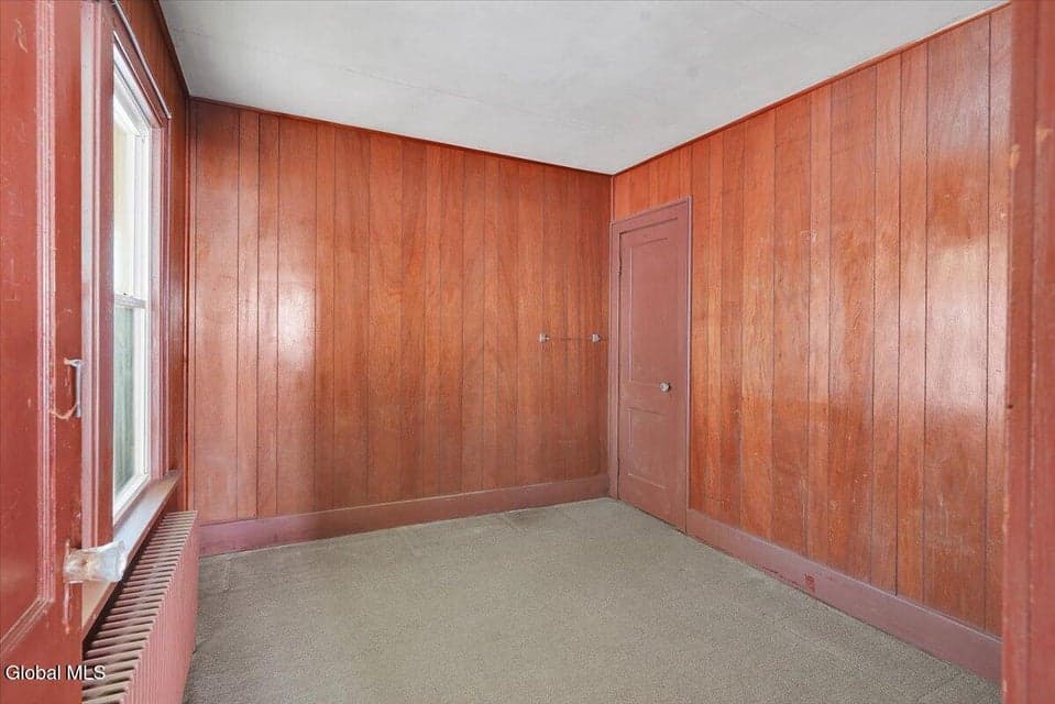 9 Elmhurst Avenue, photo 5