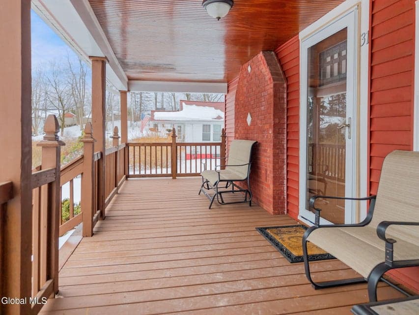31 Cooper Avenue, photo 3