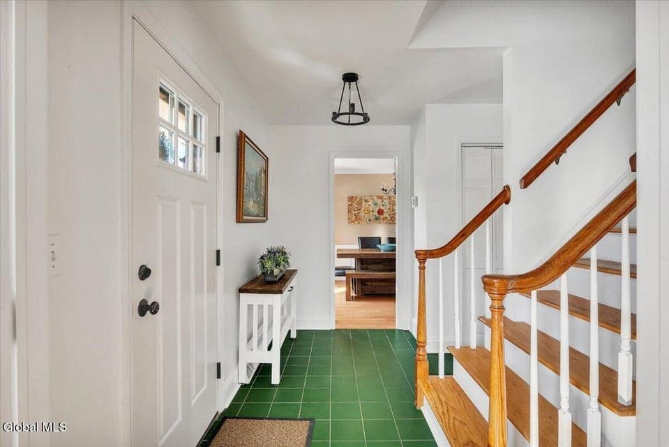 29 Bayberry Drive, photo 3