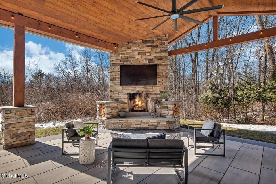 31 Summerfield Circle, Halfmoon, NY, photo 4