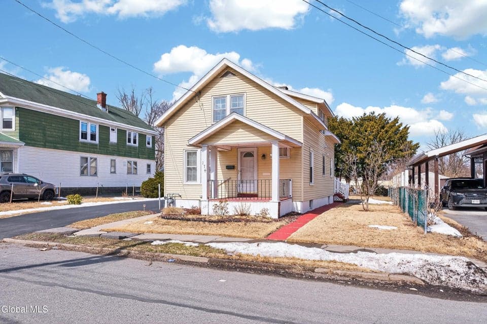 174 6th Street, photo 3