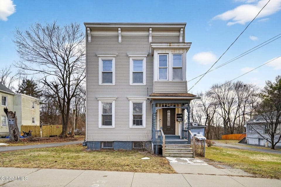 114 3rd Avenue, Rensselaer, NY, photo 1