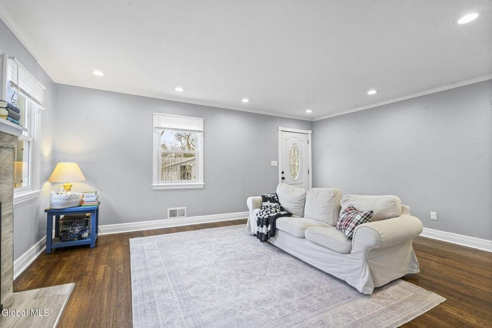 2041 Morrow Avenue, photo 2