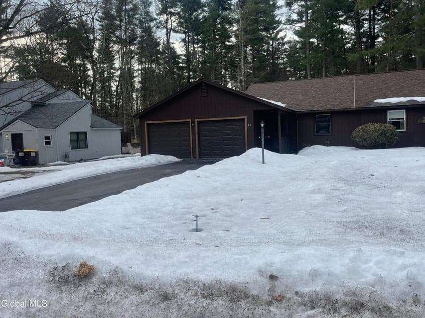 60 Snowberry Road, Malta, NY, photo 1