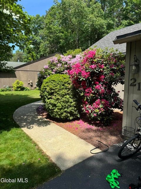 21 Arrow Wood Place, photo 3