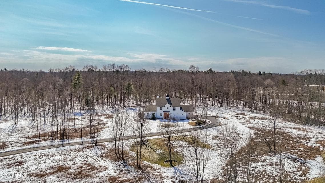 13 Saratoga Farm Road, photo 2