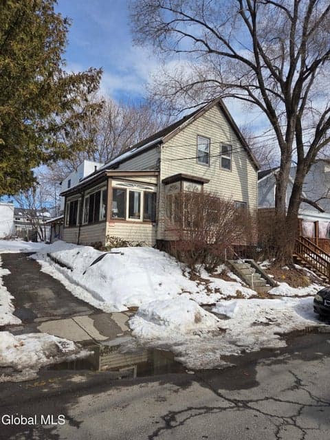511 Morris Street, photo 1