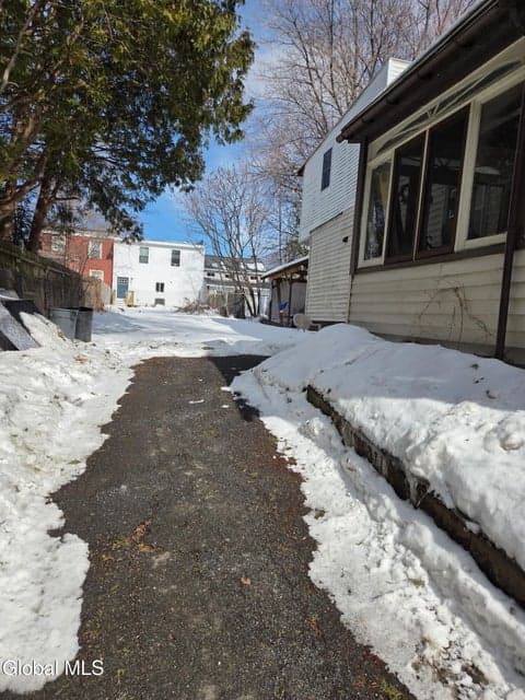 511 Morris Street, photo 3