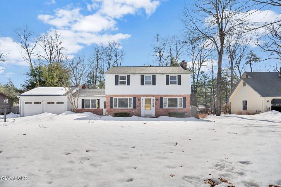 15 Cedarwood Drive, Queensbury, NY, photo 5