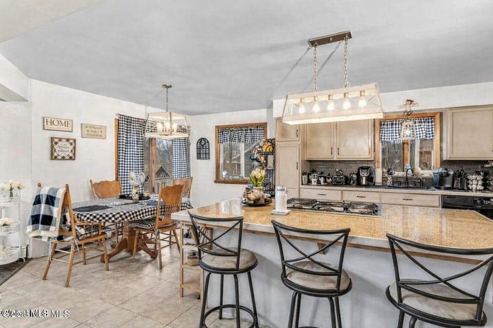 167 Botti Drive, photo 5
