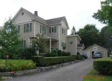 16 Carillon Road, photo 1