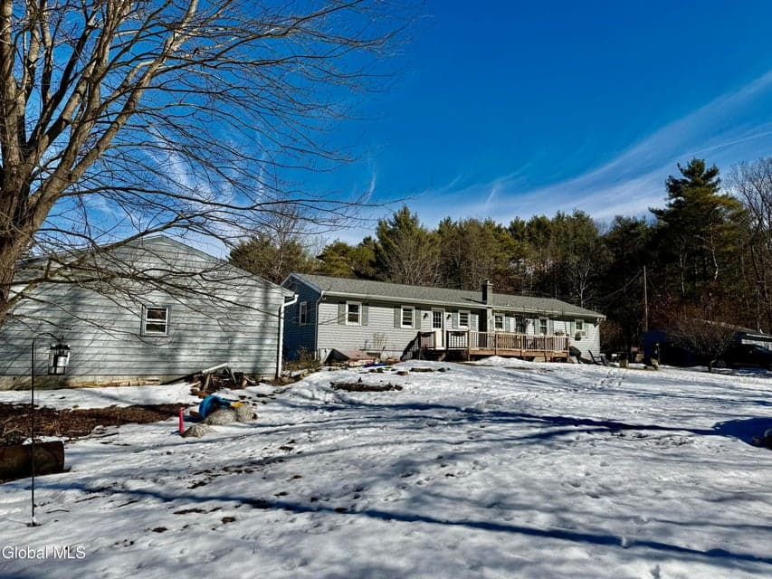 1.42 acres · Duplex, photo 4